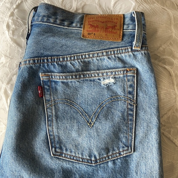501 Levi’s Denim - Picture 4 of 4